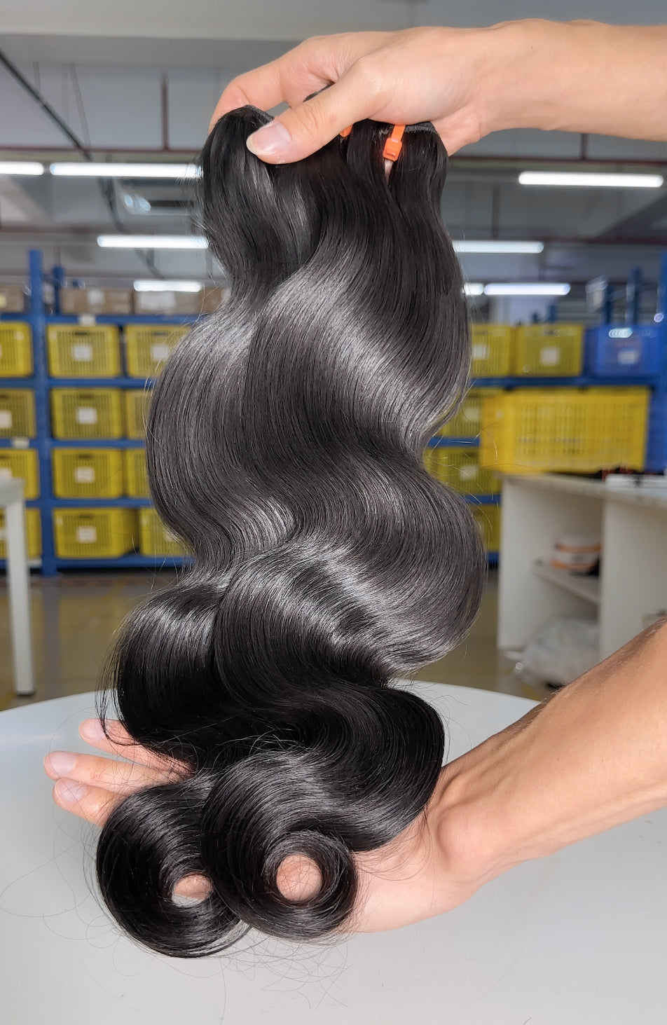 חבילת שיער גל חדש תאילנדי 100% לא מעובד גלם גוף בתולי גלי